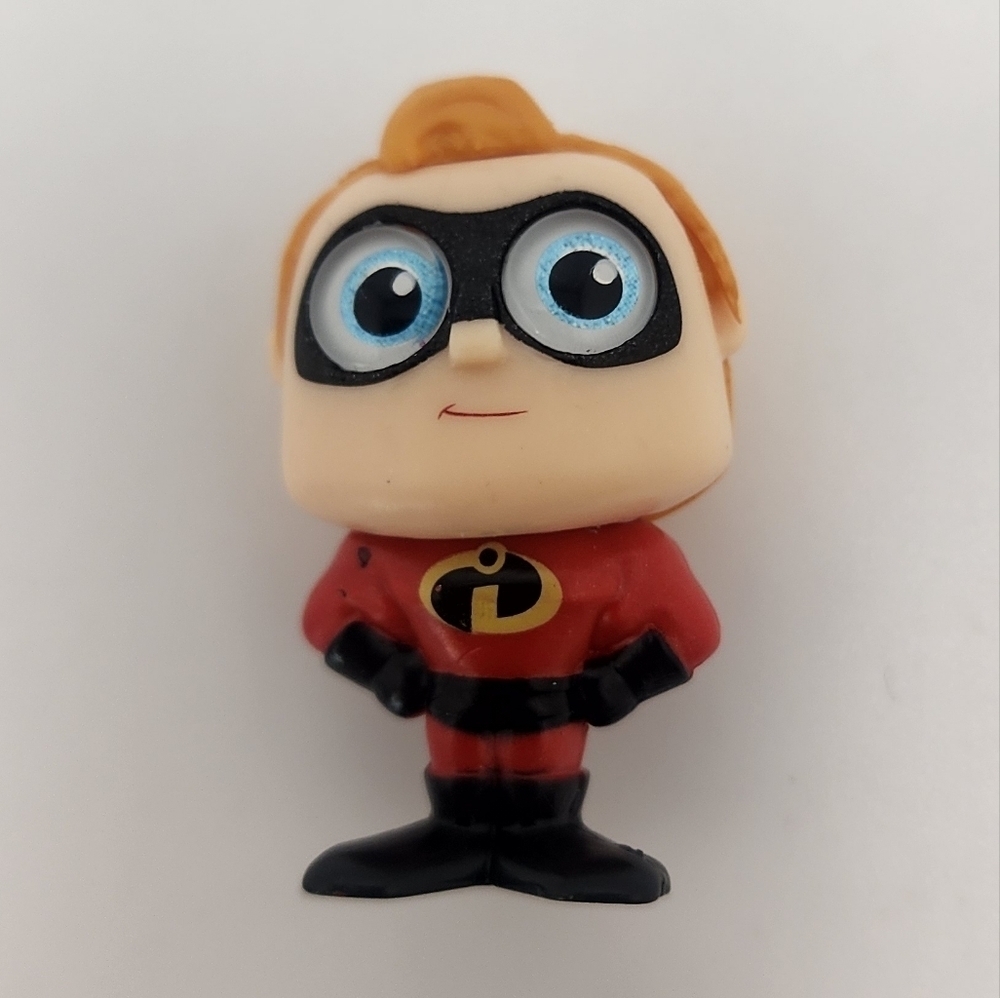 Disney Doorables Series 7 "Mr Incredible" from The Incredibles Figurine